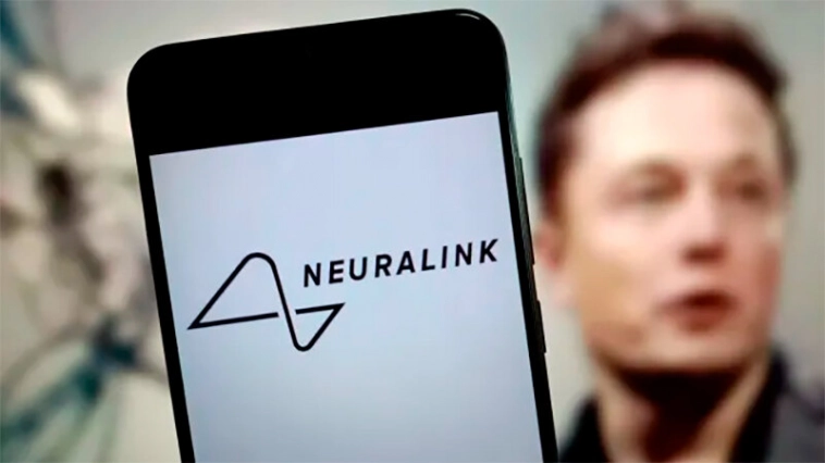 Чип Neuralink вживлен первому человеку