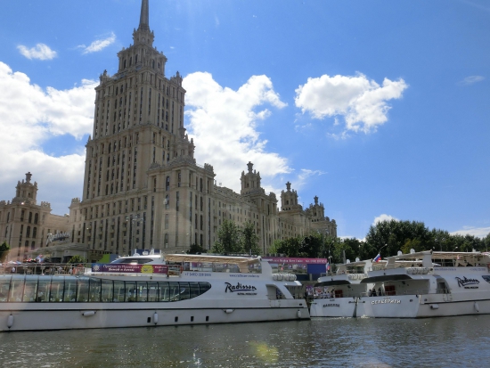 Речная прогулка "По волнам фондовым и волнам речным". ФОТООТЧЁТ.