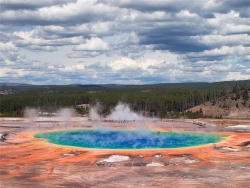 Yellowstone - пороховая бочка и мина замедленного действия в одном флаконе