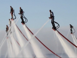 FlyBoard. Впечатляющее зрелище!