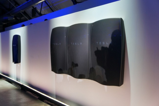 Компания Tesla (TSLA) представила домашний аккумулятор Powerwall