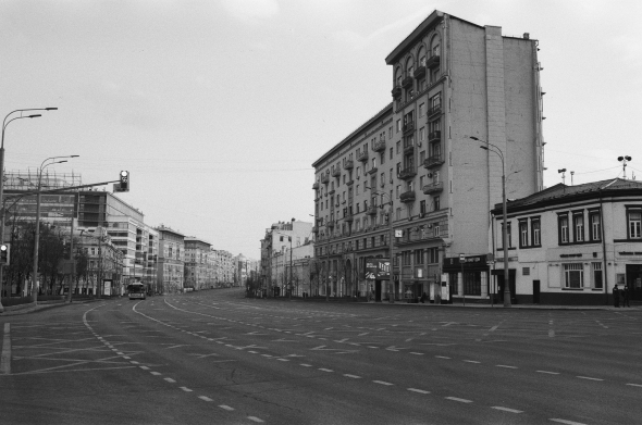 цифровые пропуска, рост заболеваний в стране, странная статистика, прогноз по "самоизоляции" и фондовый рынок